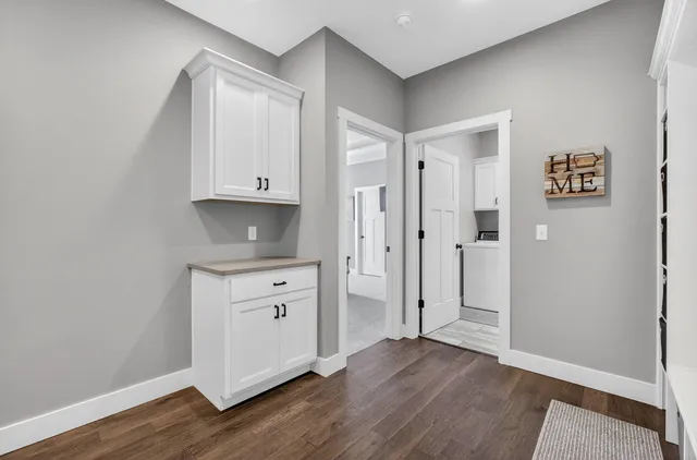 $625,000 | 339 Hillside Drive, Eldridge, IA 52748