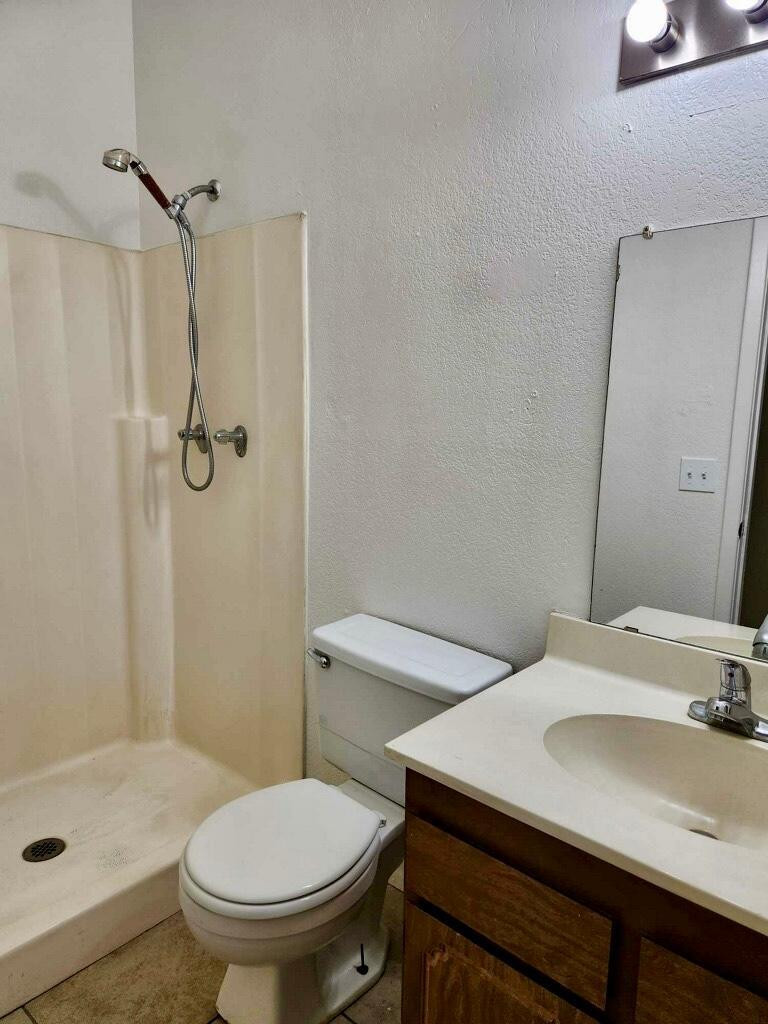 2846 East Kathleen Road, Unit 102 Phoenix, AZ 85032 - Photo 10 of 11 Photo #10