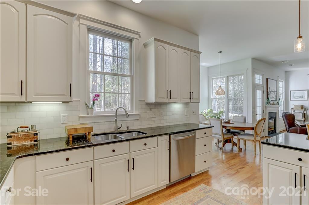 160 Mill Pond Road Lake Wylie, SC 29710 - Photo 11 of 34 Gallery Image 11