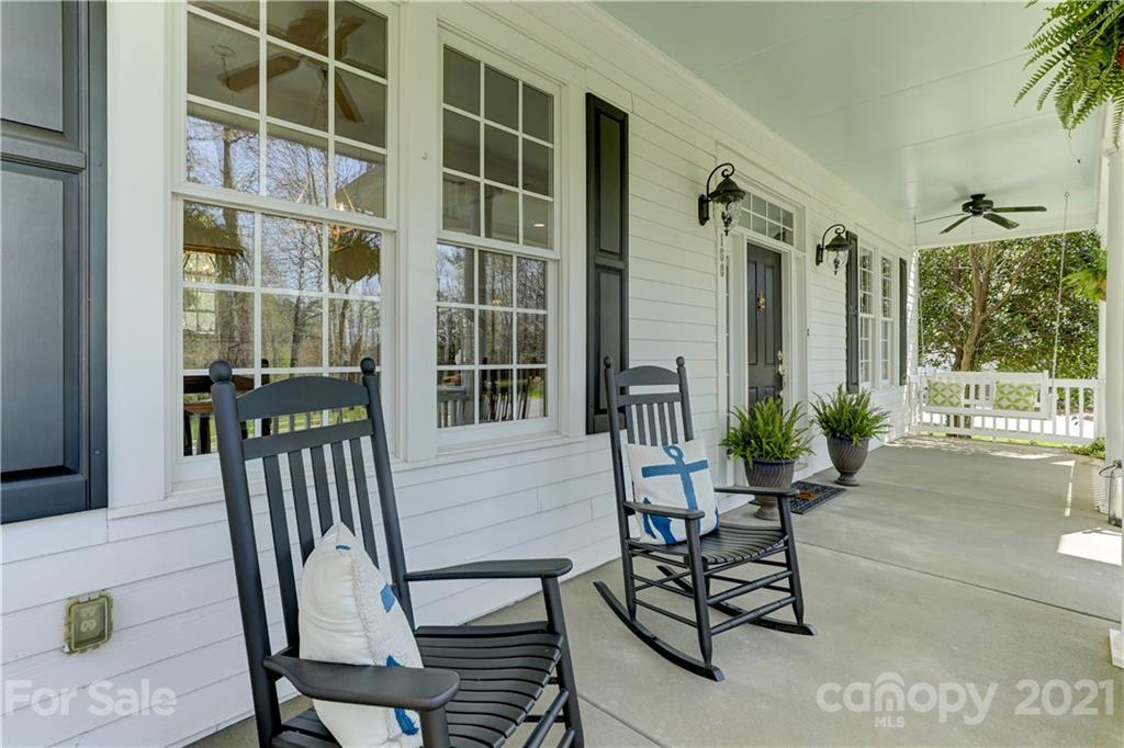 160 Mill Pond Road Lake Wylie, SC 29710 - Photo 3 of 34 Gallery Image 3