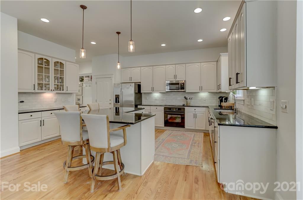 160 Mill Pond Road Lake Wylie, SC 29710 - Photo 10 of 34 Gallery Image 10
