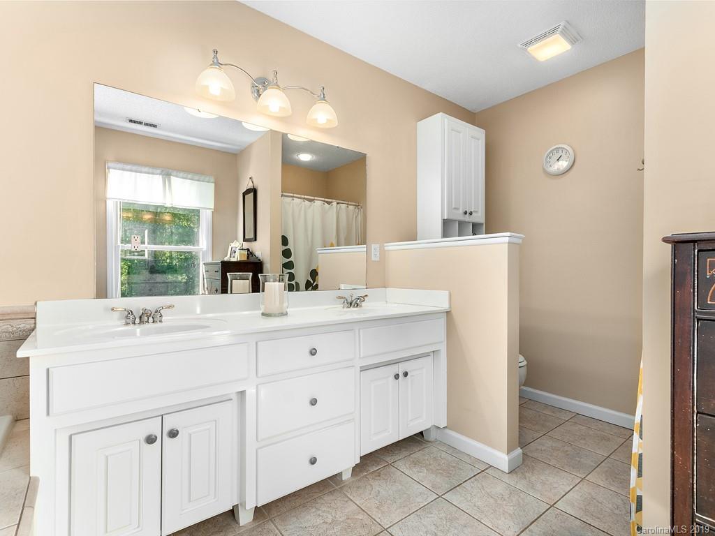 29 Hickory Nut Cove Road Fairview, NC 28730 - Photo 13 of 36 Gallery Image 13