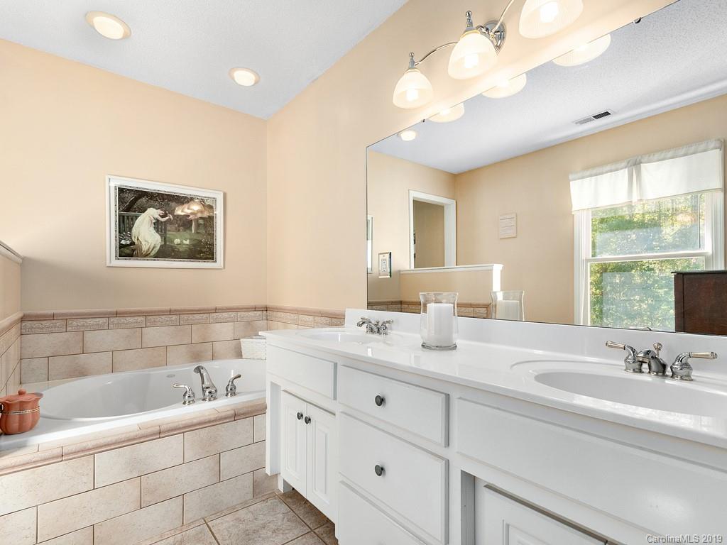 29 Hickory Nut Cove Road Fairview, NC 28730 - Photo 14 of 36 Gallery Image 14