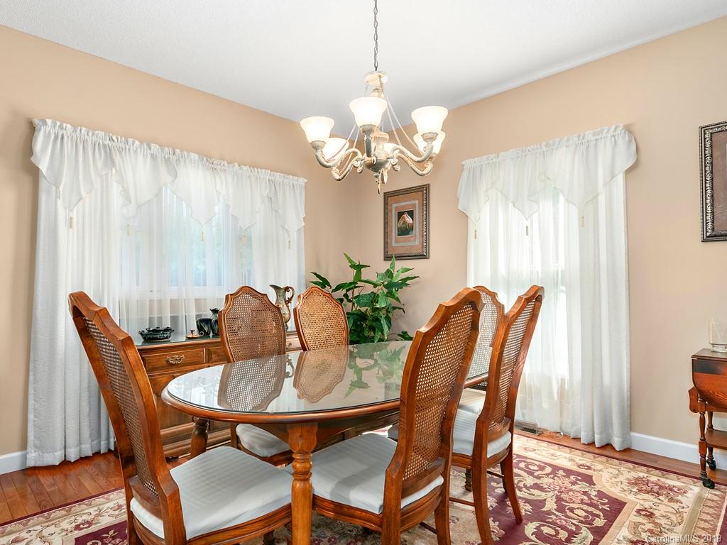 29 Hickory Nut Cove Road Fairview, NC 28730 - Photo 8 of 36 Gallery Image 8