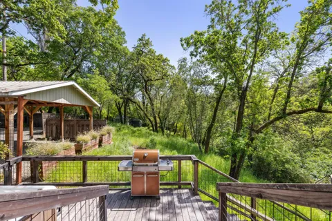 $1,225,000 | 2531 Warm Springs Road, Glen Ellen, CA 95442