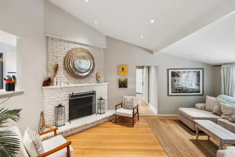 $1,225,000 | 2531 Warm Springs Road, Glen Ellen, CA 95442