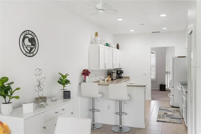 $3,000 | 6989 Prosperity Circle, Unit 2103, Sarasota, FL 34238