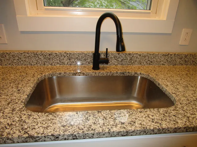 $289,900 | 106 Circle Drive, Portland, TN 37148