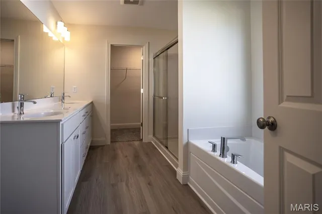 $750,000 | 711 Mosley Court, Fenton, MO 63026