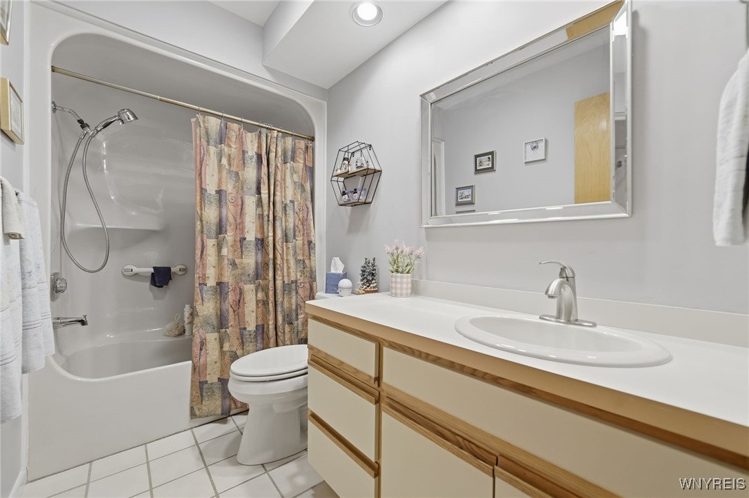 1155 Youngs Road, Unit A Amherst, NY 14221 - Photo 34 of 47