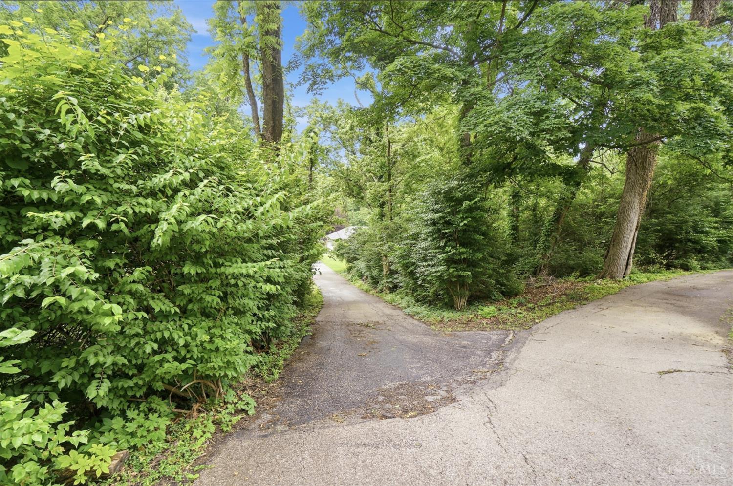 4 Beechurst Woods Road Cincinnati, OH 45233 - Photo 62 of 67 Gallery Image 62