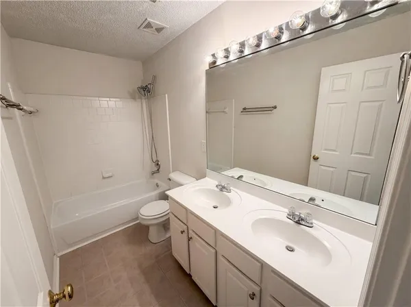 $535,000 | 3935 Lake Lanier Drive Northwest, Duluth, GA 30097