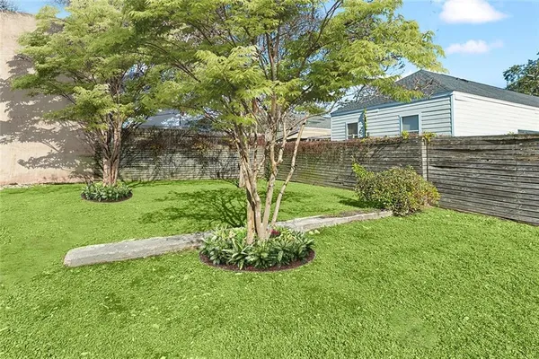 $1,175 | 2316 Washington Avenue, Unit 209, New Orleans, LA 70113