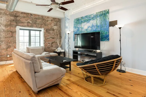 $2,050 | 104 Moody Avenue, Unit 312, Galveston, TX 77550