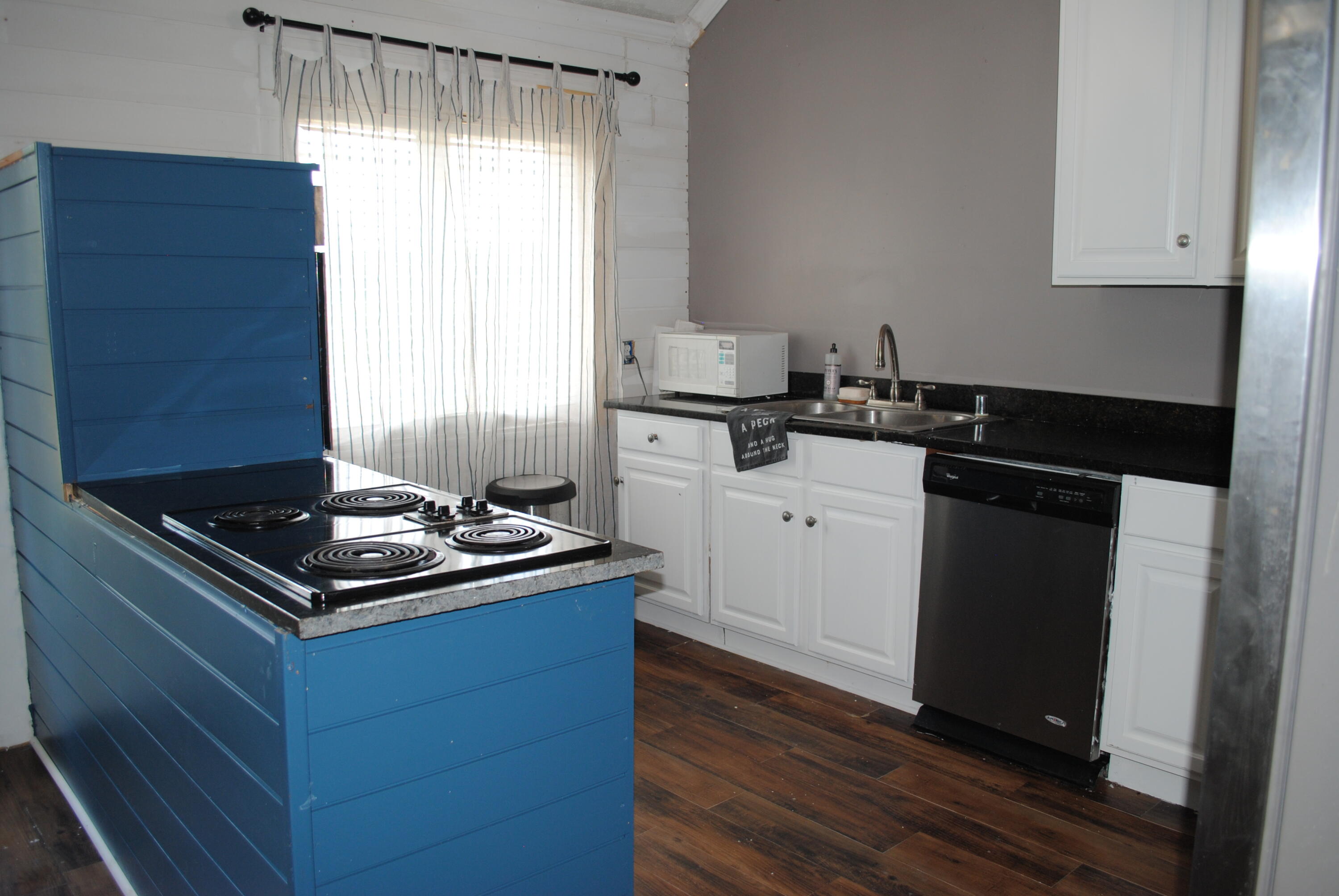 244 Crooked Road Irvine, KY 40336 - Photo 12 of 52 DSC_0012