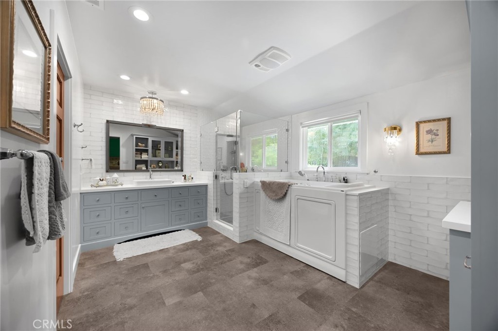 419 East Sunny Hills Road Fullerton, CA 92835 - Photo 15 of 33