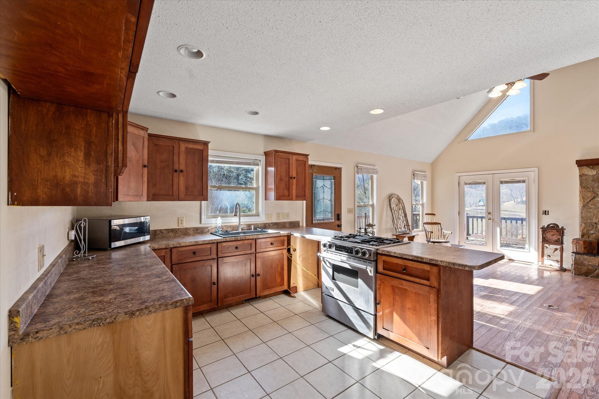 4080 East Fork Road Marshall, NC 28753 - Photo 7 of 29