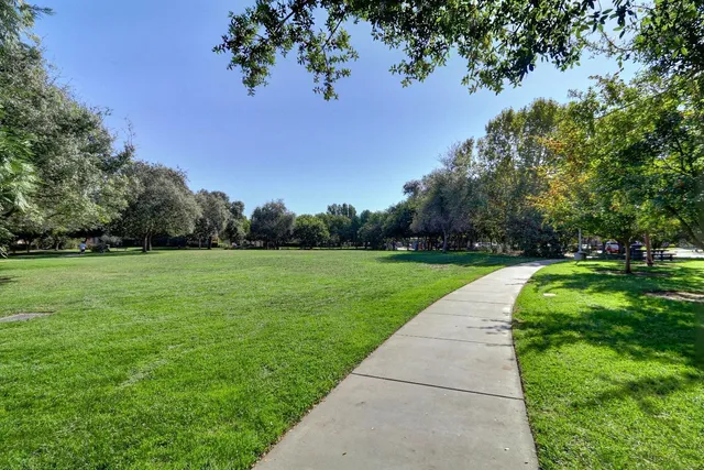 $425,000 | 1300 Milano Drive, Unit 7, West Sacramento, CA 95691