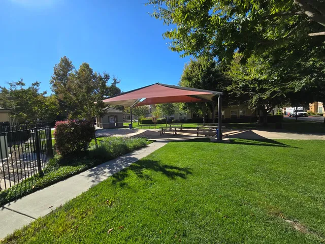 $425,000 | 1300 Milano Drive, Unit 7, West Sacramento, CA 95691