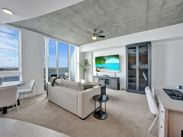 $2,700 | 300 South Australian Avenue, Unit 1009, West Palm Beach, FL 33401