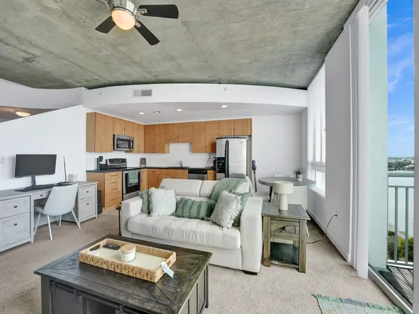 $2,700 | 300 South Australian Avenue, Unit 1009, West Palm Beach, FL 33401