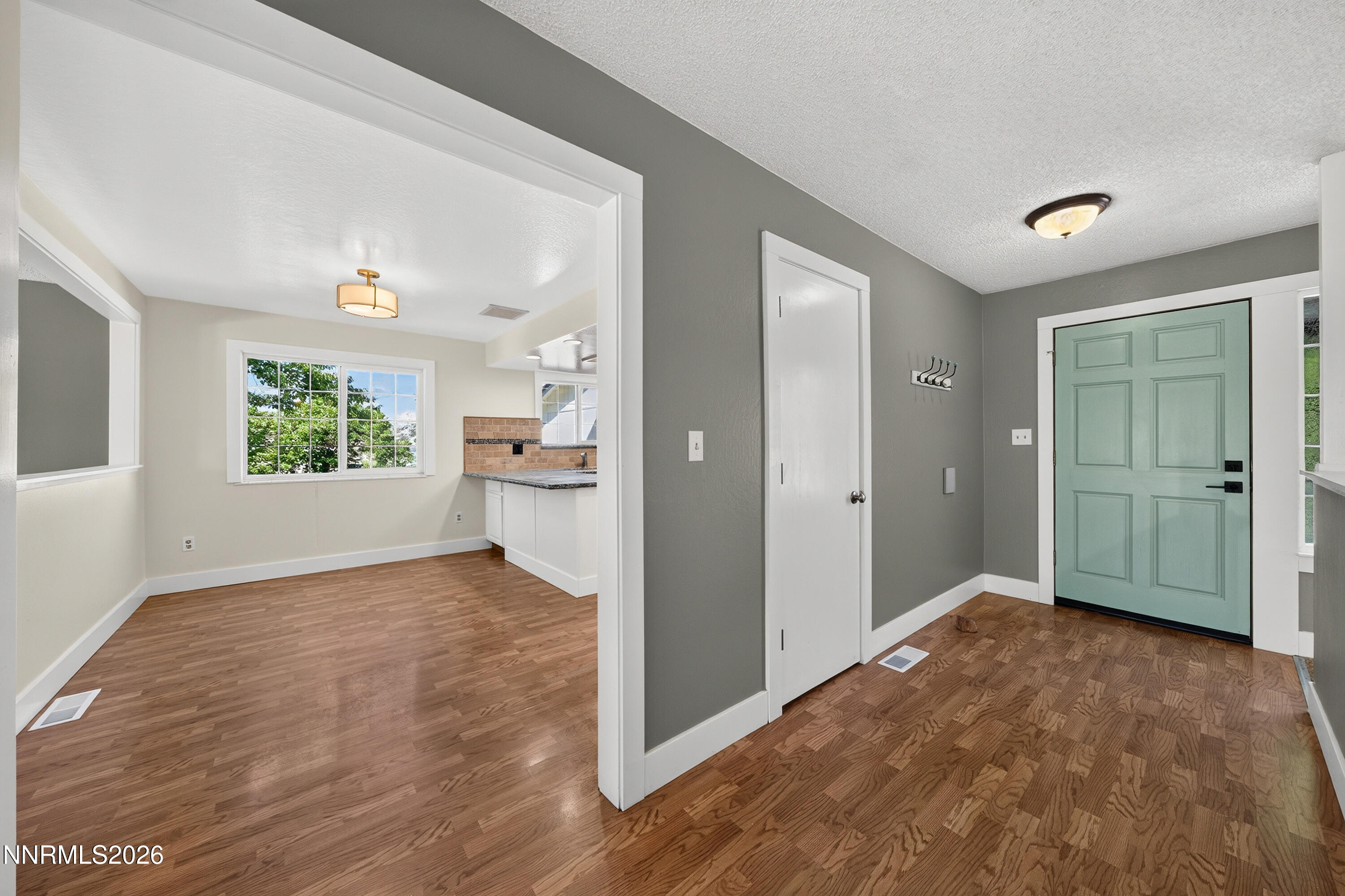 20460 Cooke Drive Reno, NV 89521 - Photo 3 of 46 3) 73271-6a3ce6297f123