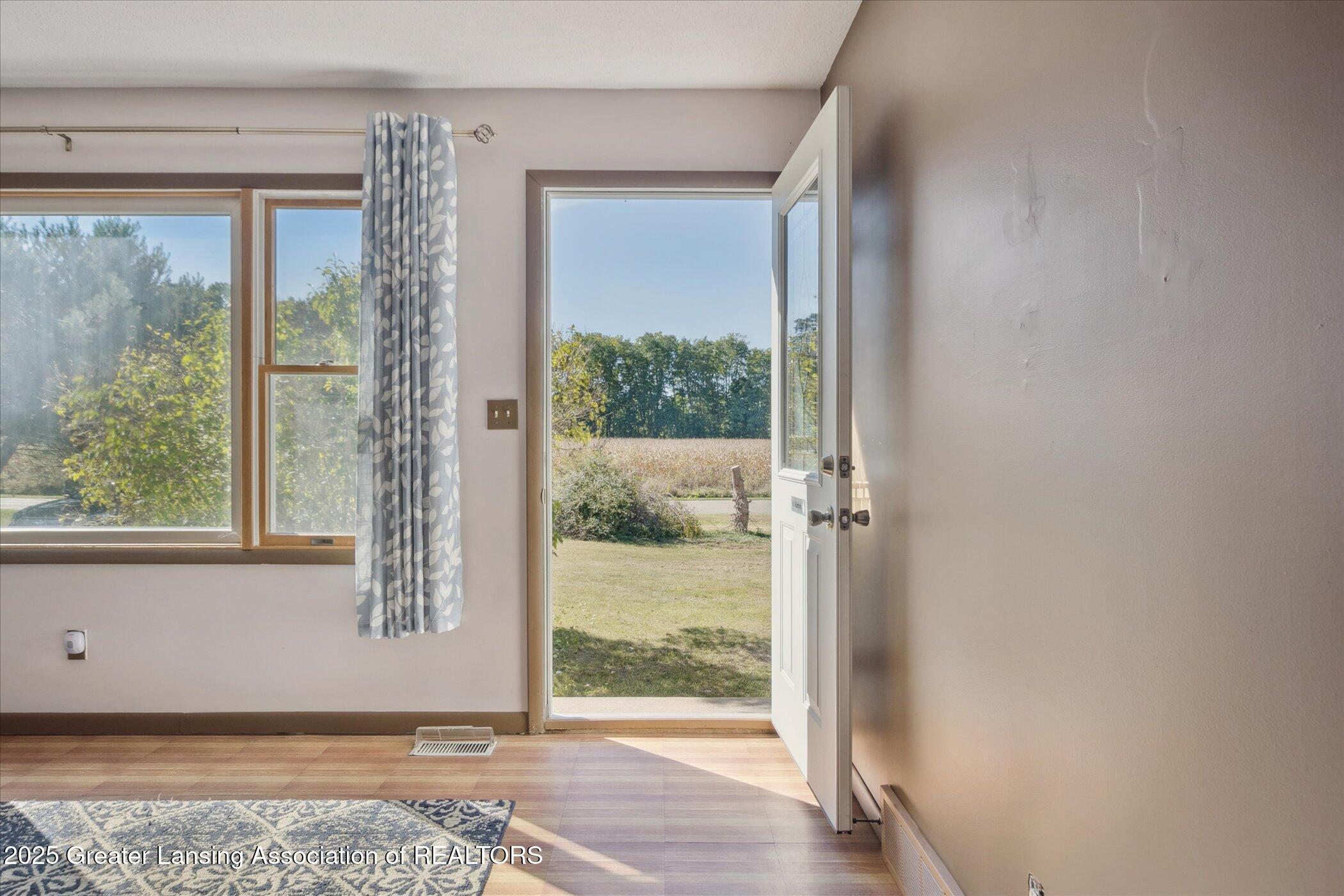 5791 Oakpoint Road Jackson, MI 49201 - Photo 5 of 59 07-5791-Oakpoint-Rd-Jackson-MI-49201-Win