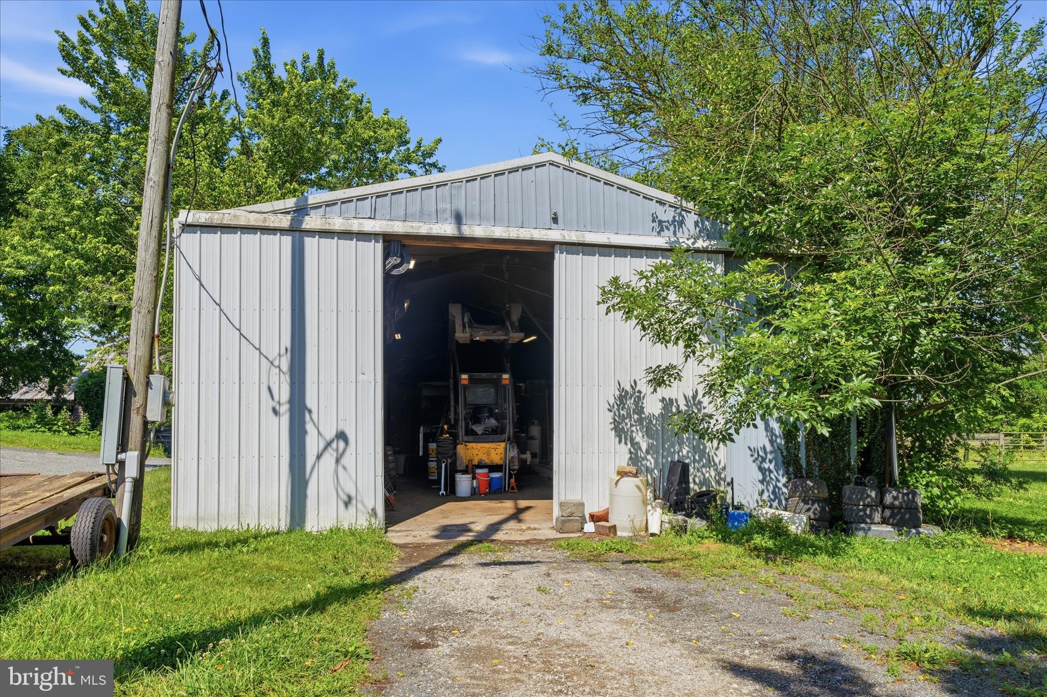 20800 Whites Ferry Road Poolesville, MD 20837 - Photo 77 of 94 Shop