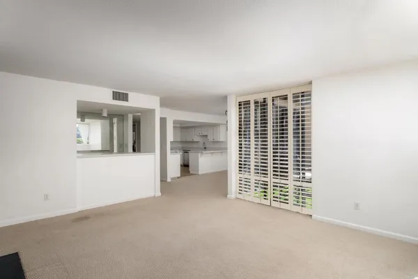 $4,995 | 2420 Torrey Pines Road, Unit B303, La Jolla, CA 92037