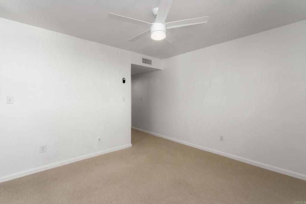 2420 Torrey Pines Road, Unit B303 La Jolla, CA 92037 - Photo 26 of 35