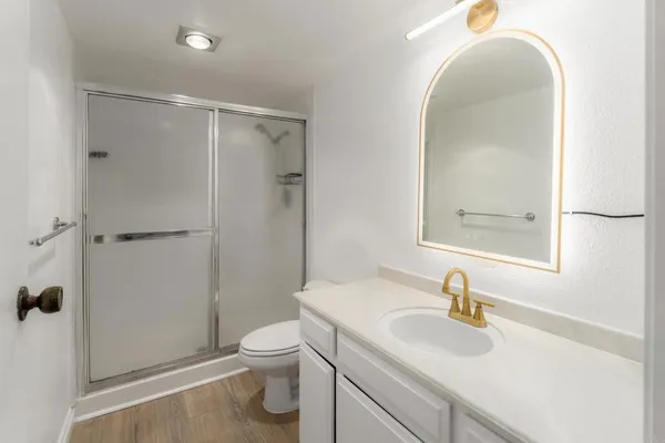 $4,995 | 2420 Torrey Pines Road, Unit B303, La Jolla, CA 92037