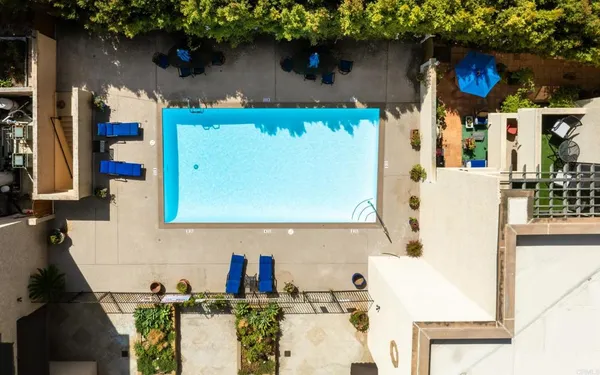 $4,995 | 2420 Torrey Pines Road, Unit B303, La Jolla, CA 92037