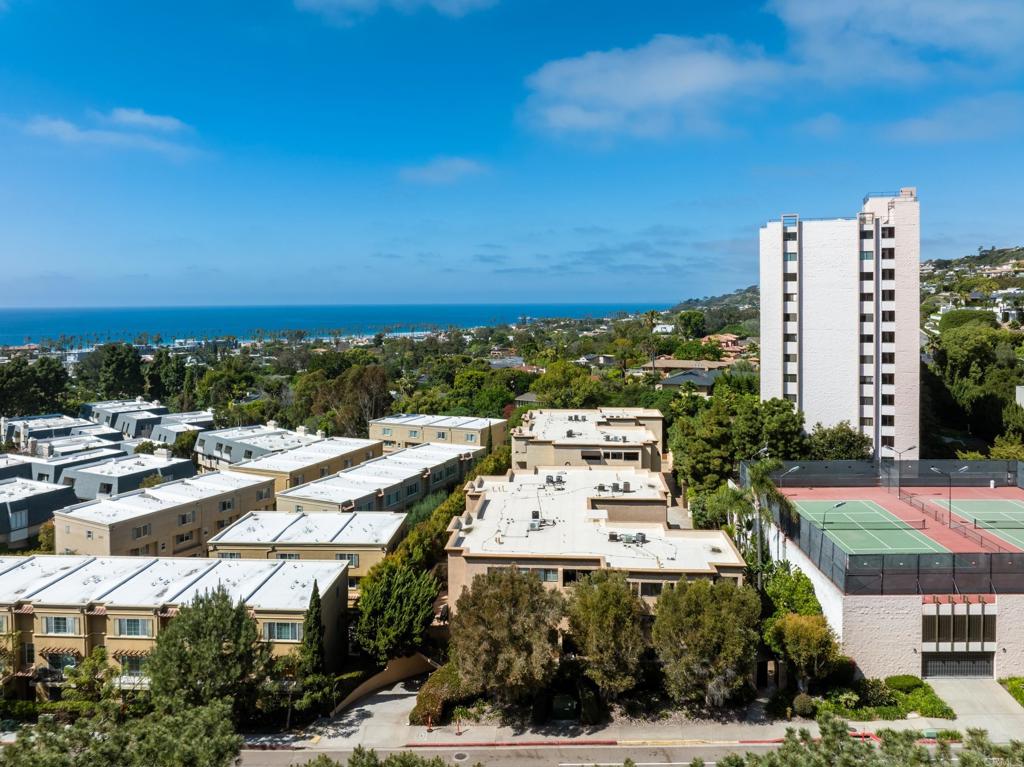 2420 Torrey Pines Road, Unit B303 La Jolla, CA 92037 - Photo 33 of 35