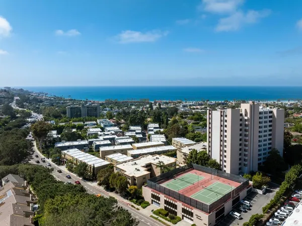 $4,995 | 2420 Torrey Pines Road, Unit B303, La Jolla, CA 92037