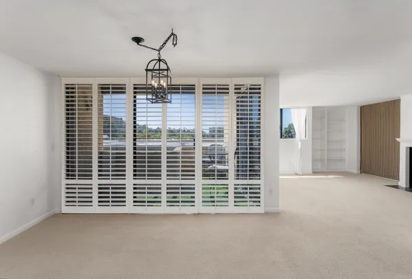 $4,995 | 2420 Torrey Pines Road, Unit B303, La Jolla, CA 92037