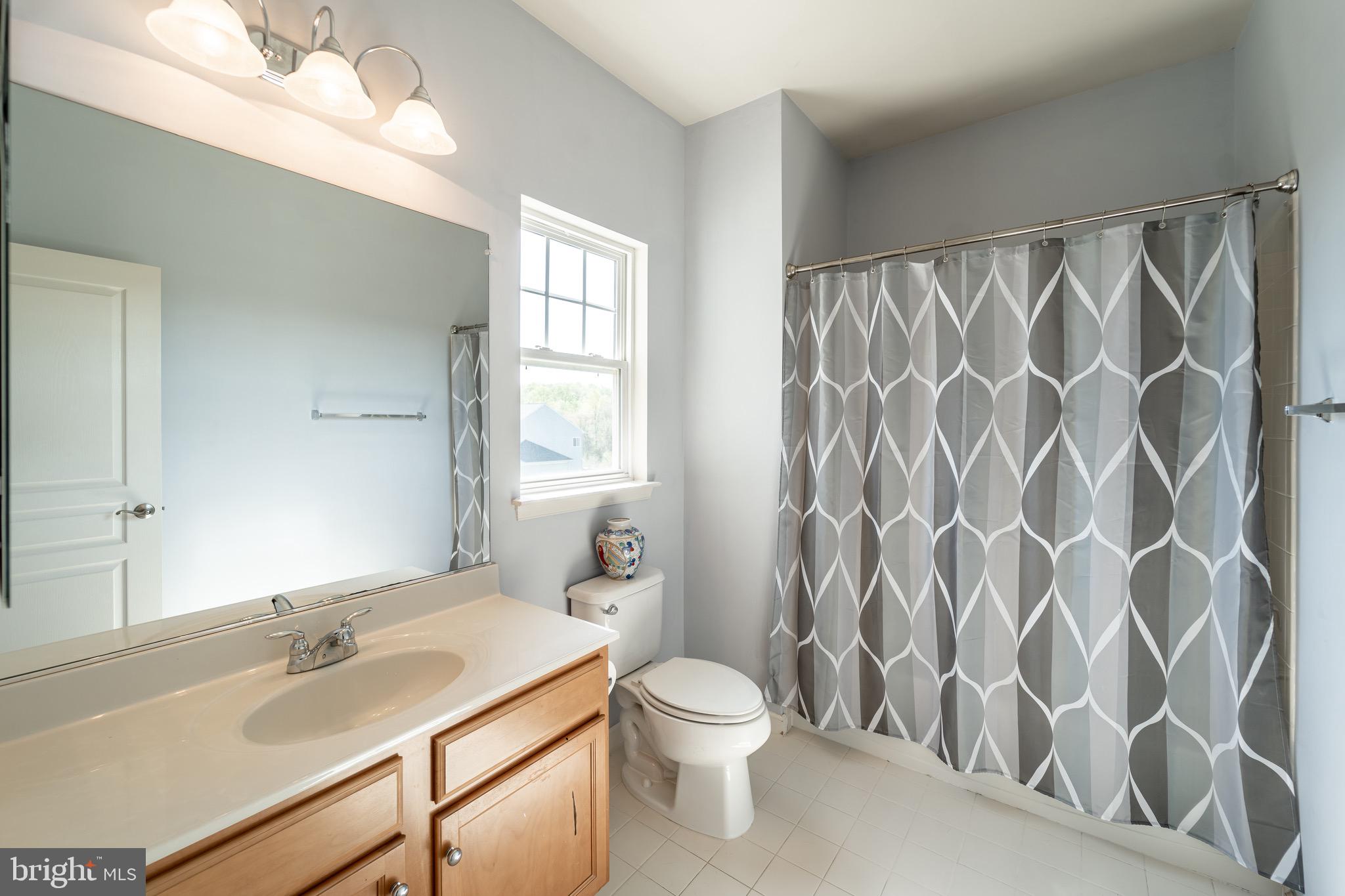 15487 Ann Arden Avenue Woodbridge, VA 22193 - Photo 18 of 35