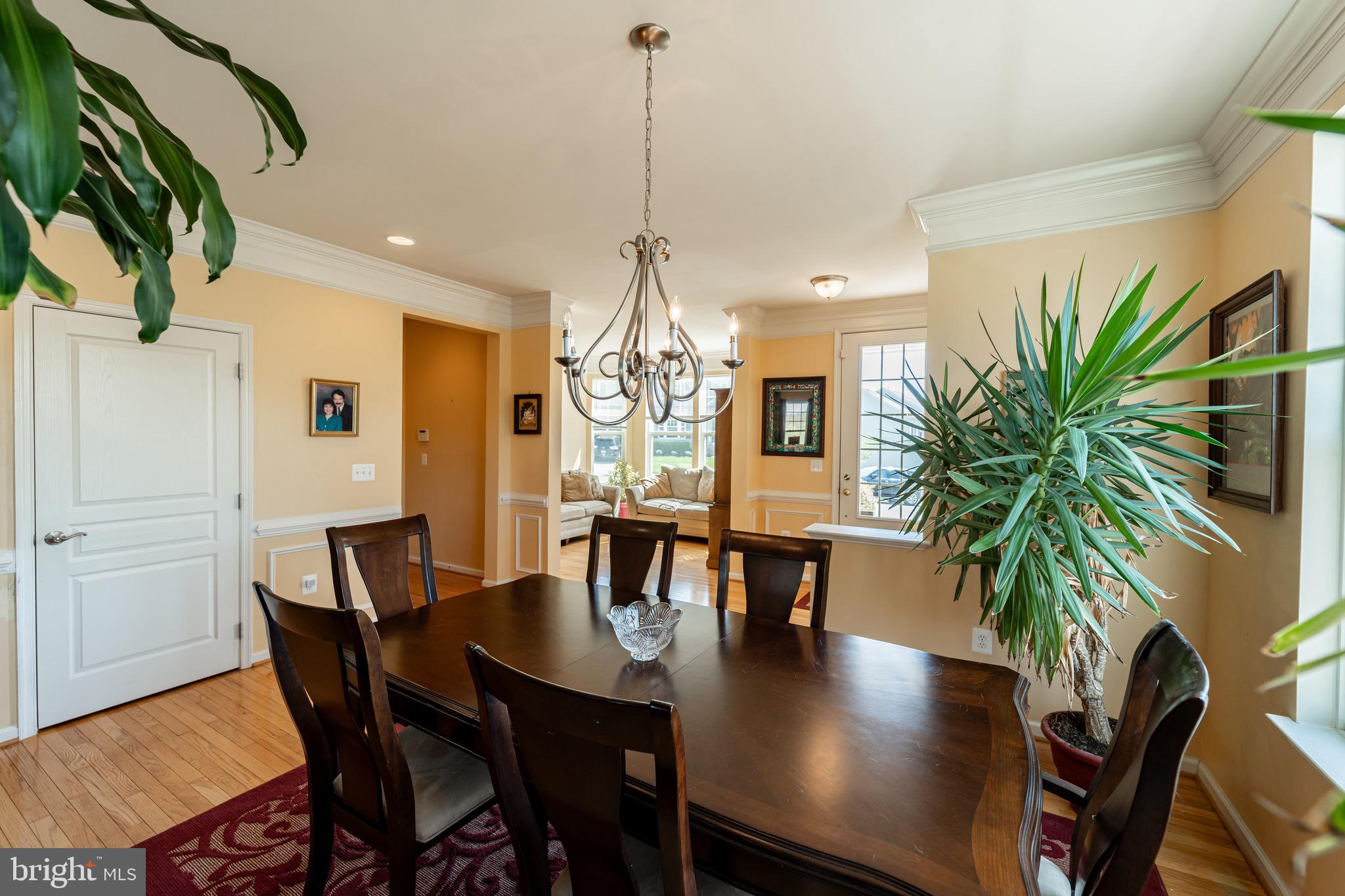 15487 Ann Arden Avenue Woodbridge, VA 22193 - Photo 5 of 35