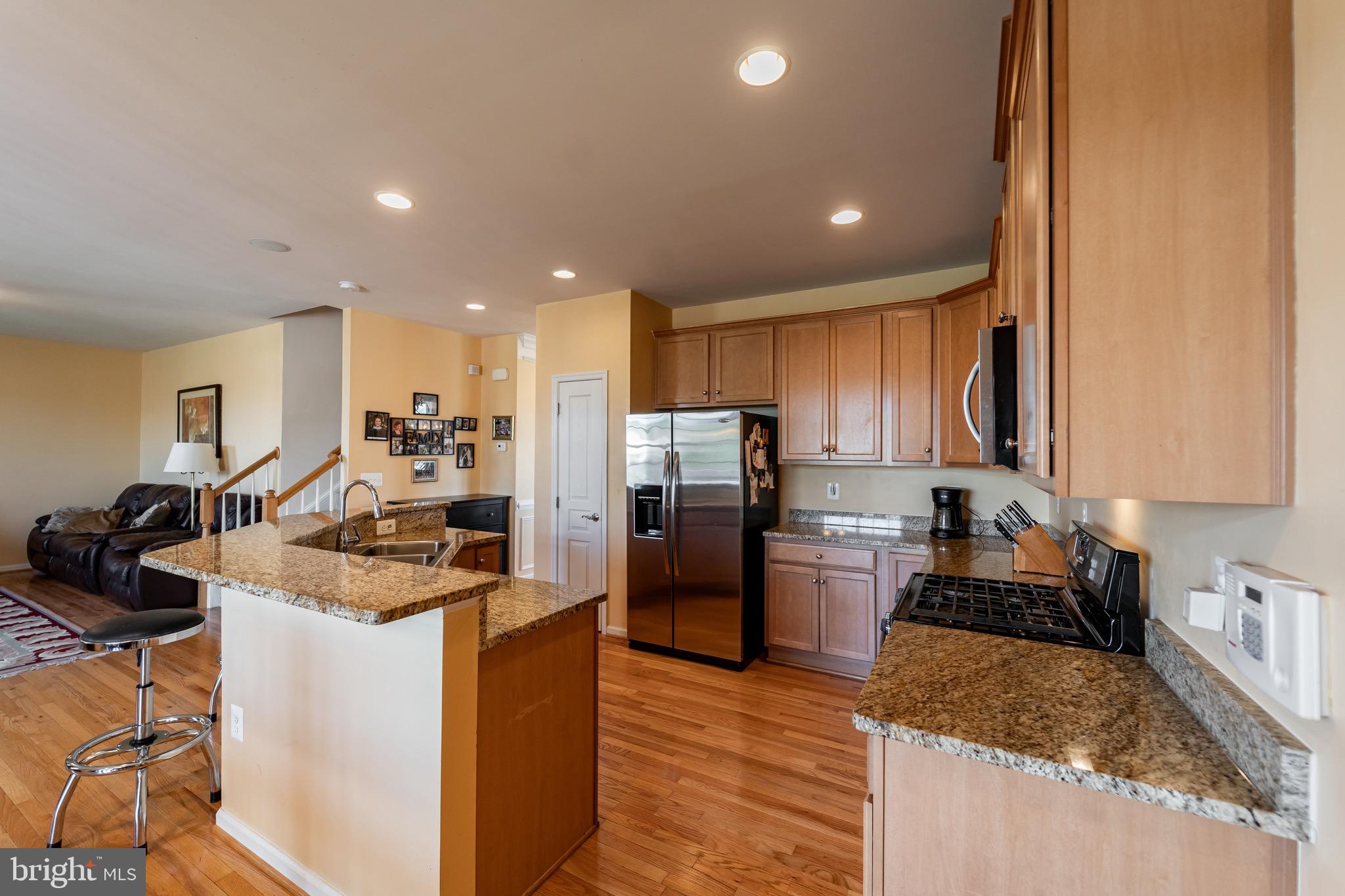 15487 Ann Arden Avenue Woodbridge, VA 22193 - Photo 10 of 35
