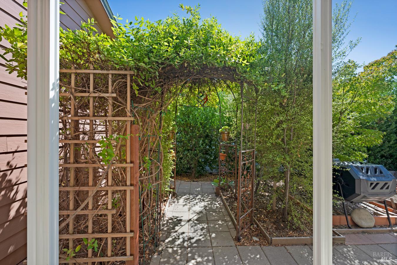 1945 Piner Road, Unit 96 Santa Rosa, CA 95403 - Photo 21 of 36 Gallery Image 21