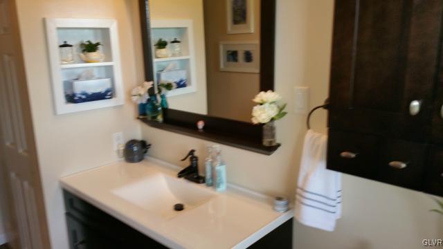 3821 Best Station Road Slatington, PA 18080 - Photo 17 of 20 Gallery Image 17