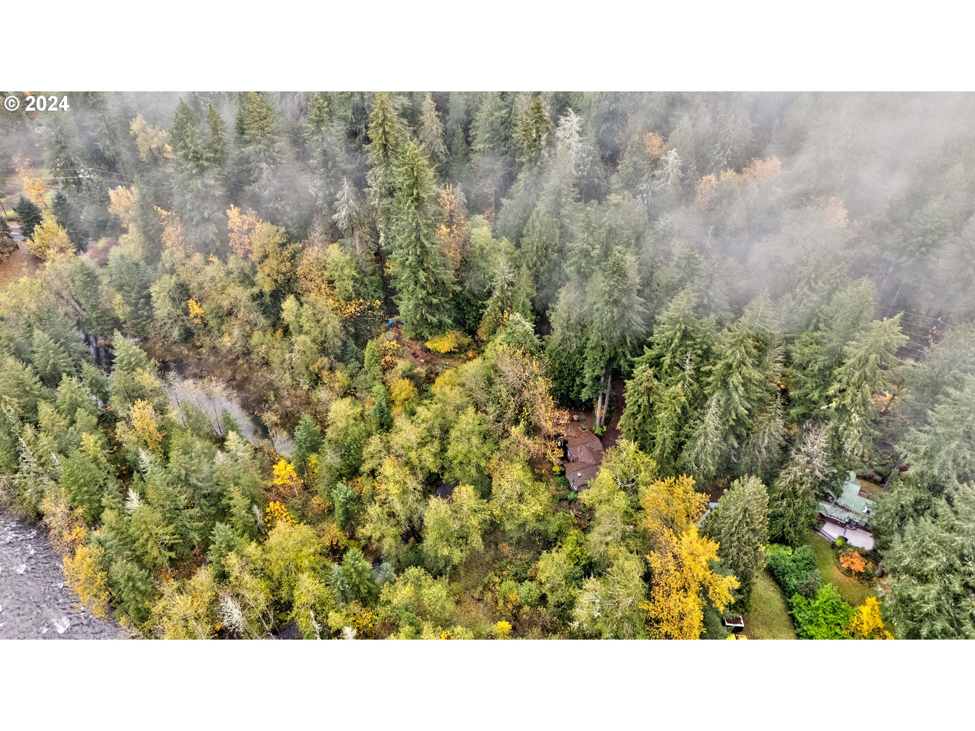 0 East Donny Dell Lane Rhododendron, OR 97049 - Photo 3 of 6 a picture of a city