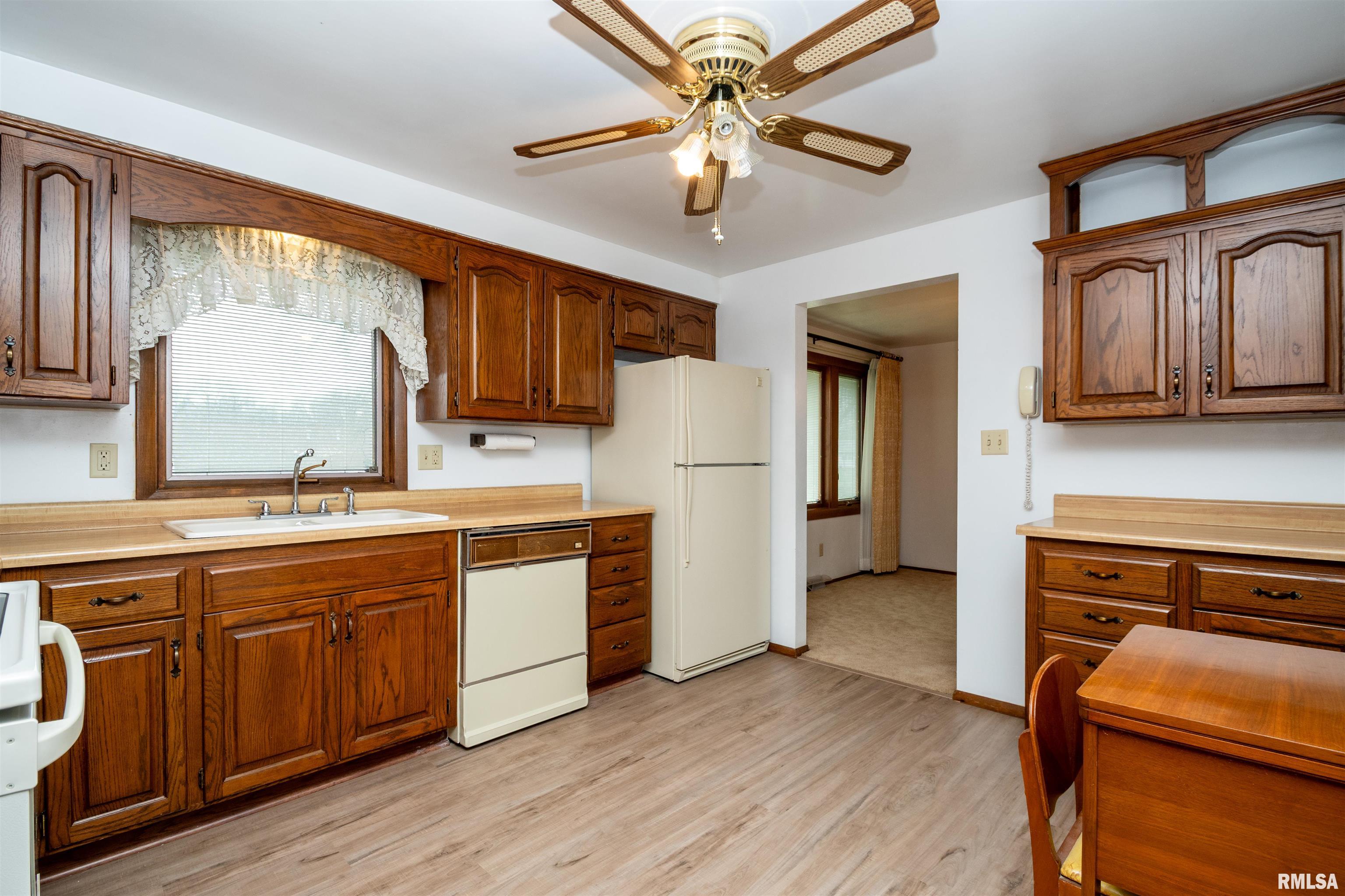 5210 West Airways Road Peoria, IL 61607 - Photo 11 of 33