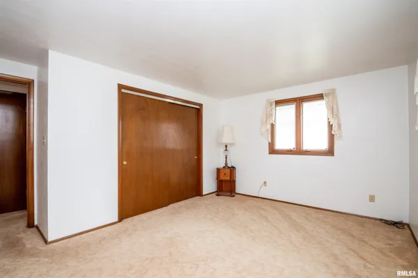 $194,900 | 5210 West Airways Road, Peoria, IL 61607