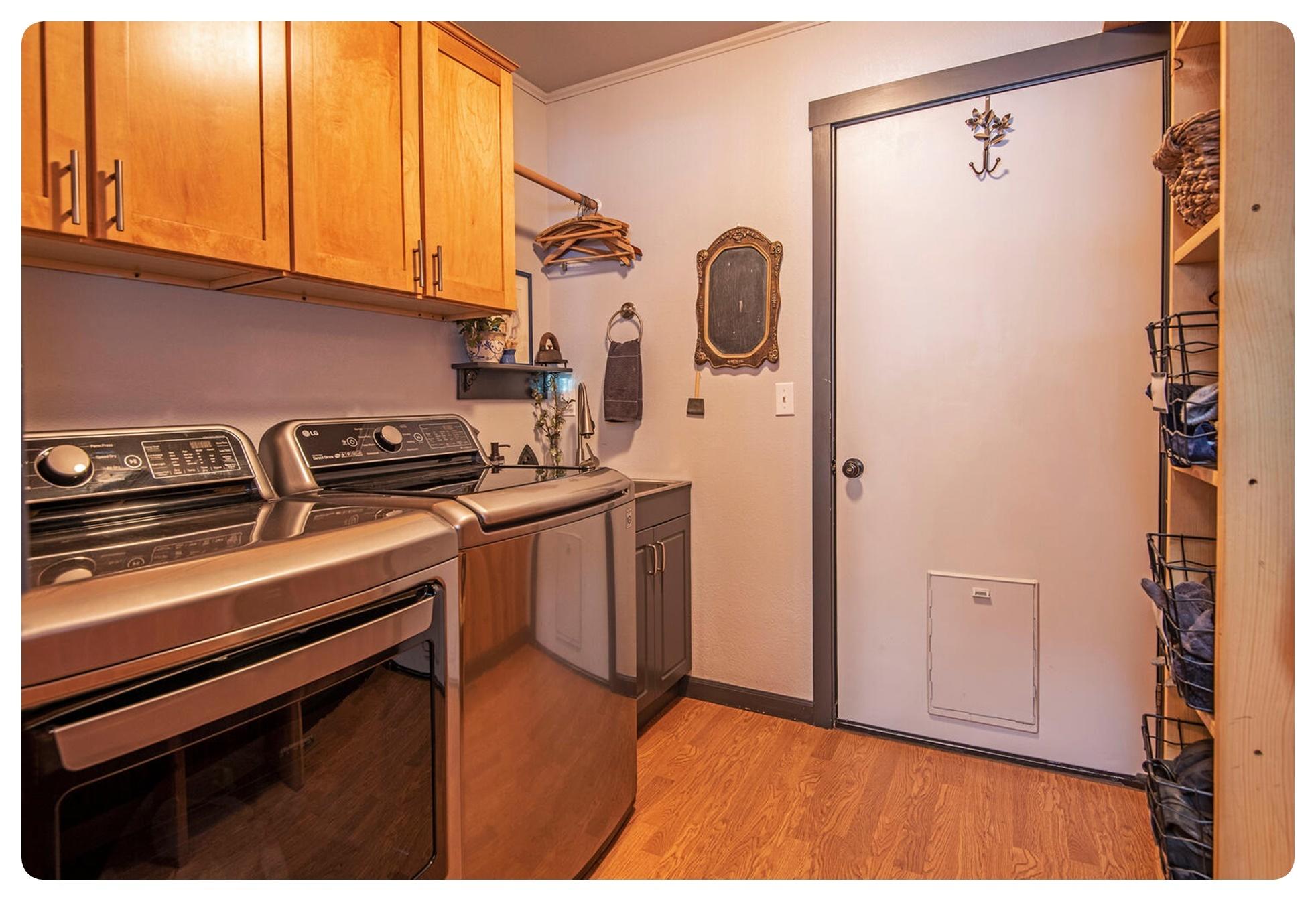 16840 Jacinto Road Bend, OR 97707 - Photo 10 of 36 16840 Jacinto Rd Sunriver OR-large-010-0
