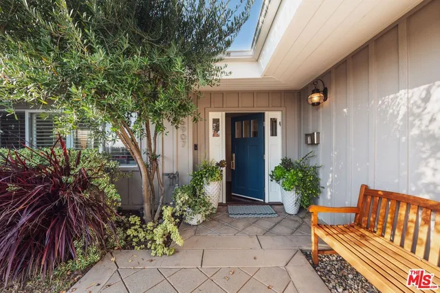 $11,000 | 16907 Dulce Ynez Lane, Pacific Palisades, CA 90272