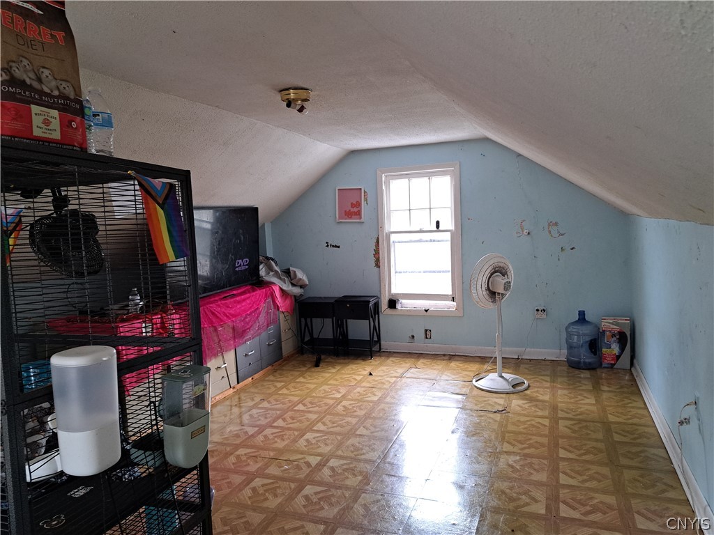 203 East Cheltenham Road Syracuse, NY 13205 - Photo 20 of 20