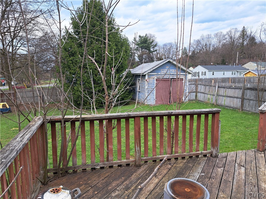 203 East Cheltenham Road Syracuse, NY 13205 - Photo 8 of 20