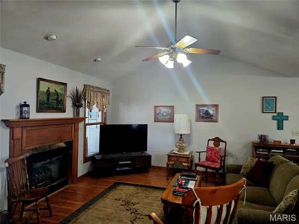 $315,000 | 909 Daytona Drive, Lebanon, MO 65536