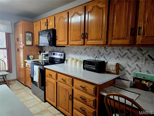 $315,000 | 909 Daytona Drive, Lebanon, MO 65536