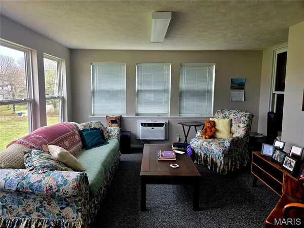 $315,000 | 909 Daytona Drive, Lebanon, MO 65536